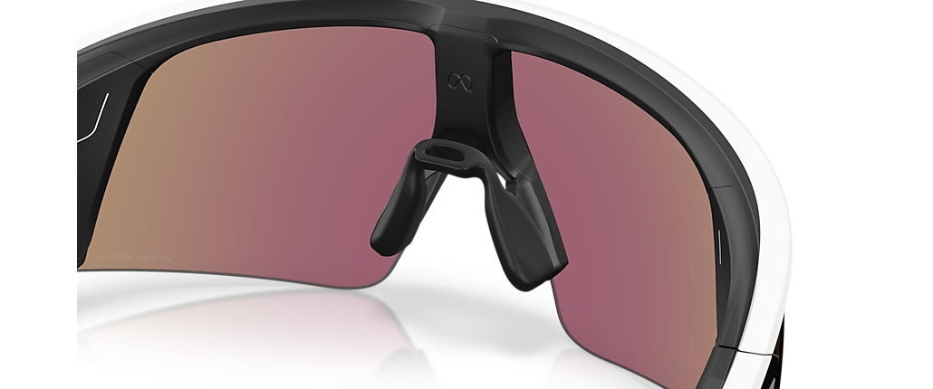 Oakley Oakley Meta Vanguard White Ray-Ban Meta Smart Glasses