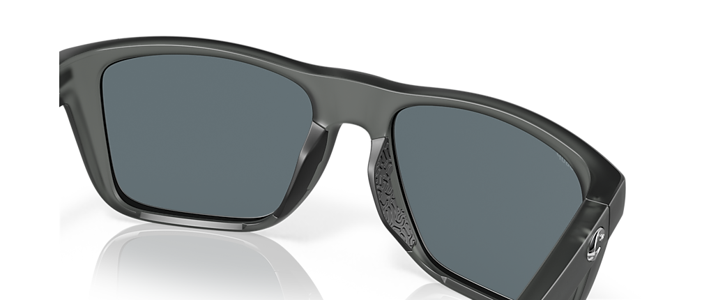 Costa 6S9107 Mainsail Gray Crystal Sunglasses Costa 6S9107 Mainsail Gray Crystal Sunglasses