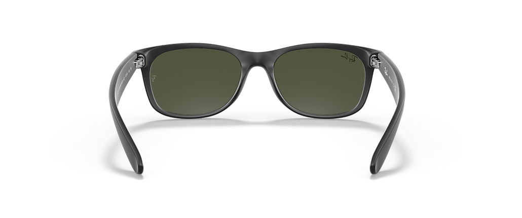 Ray-Ban RB2132 New Wayfarer Classic Rubber Black Sunglasses Ray-Ban RB2132 New Wayfarer Classic Rubber Black Sunglasses