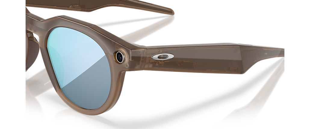 Oakley Oakley Meta HSTN Brown Smoke Ray-Ban Meta Smart Glasses