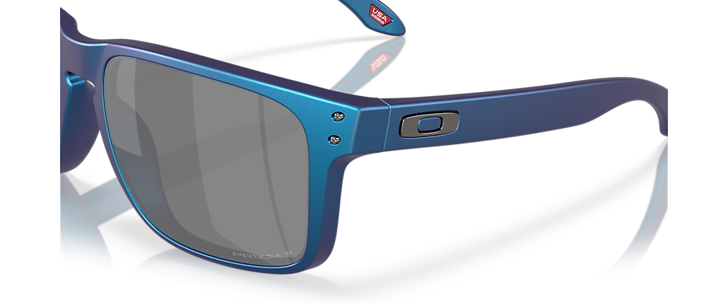 Oakley OO9417 Holbrook™ XL Matte Cyan/Blue Colorshift Sunglasses