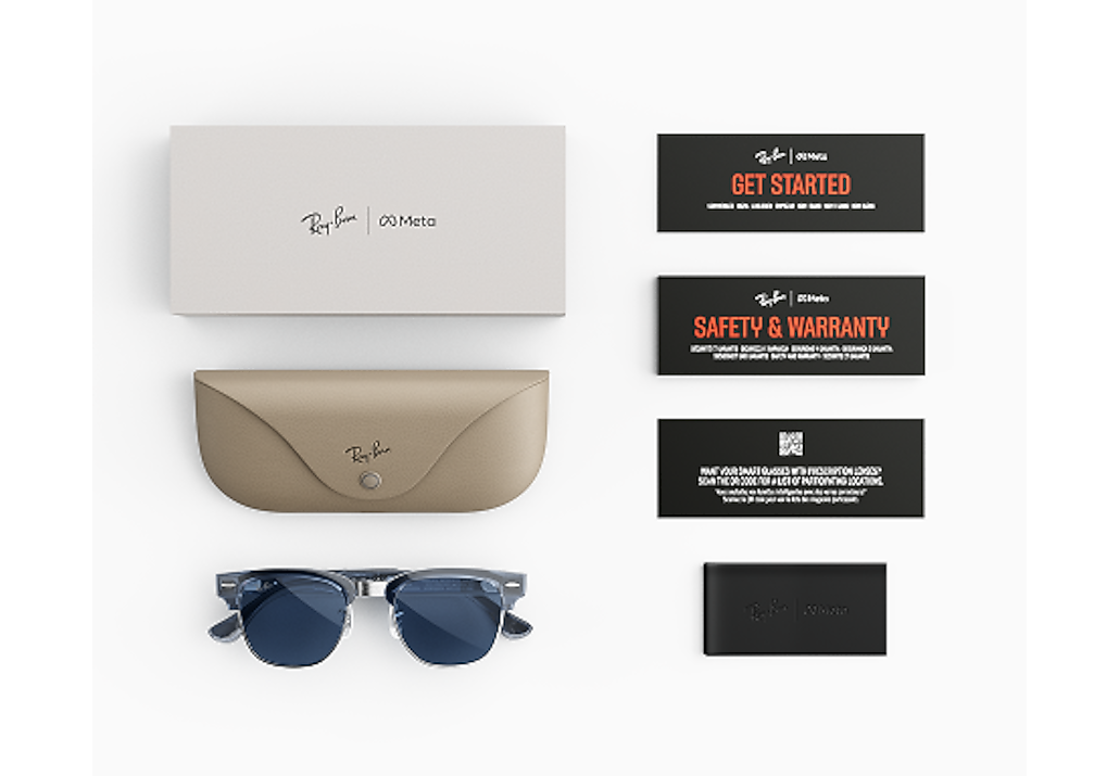 Ray-Ban Ray-Ban Meta Audio Clubmaster Transparent Sky Blue Ray-Ban Meta Smart Glasses